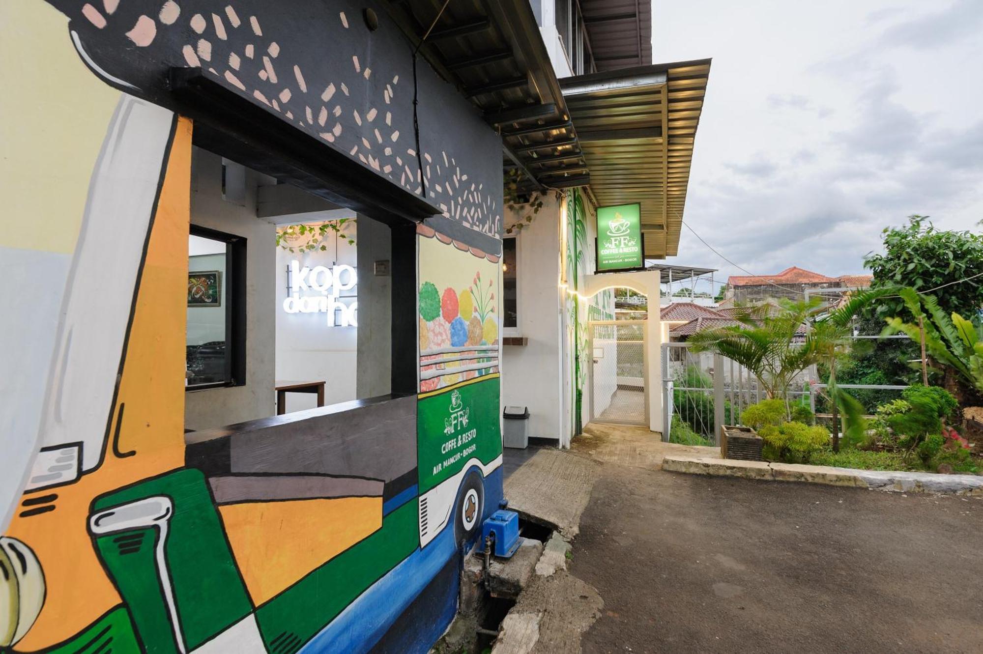 Reddoorz Syariah Near Taman Air Mancur Bogor Hotel Exterior photo